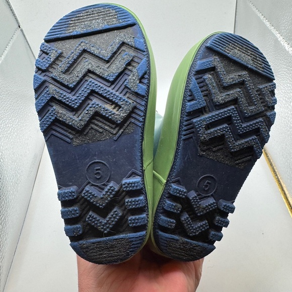 Target Toddler Size 5 Boys Blue Green and Yellow Dinosaur Rain Boots Rainboots - Picture 9 of 9